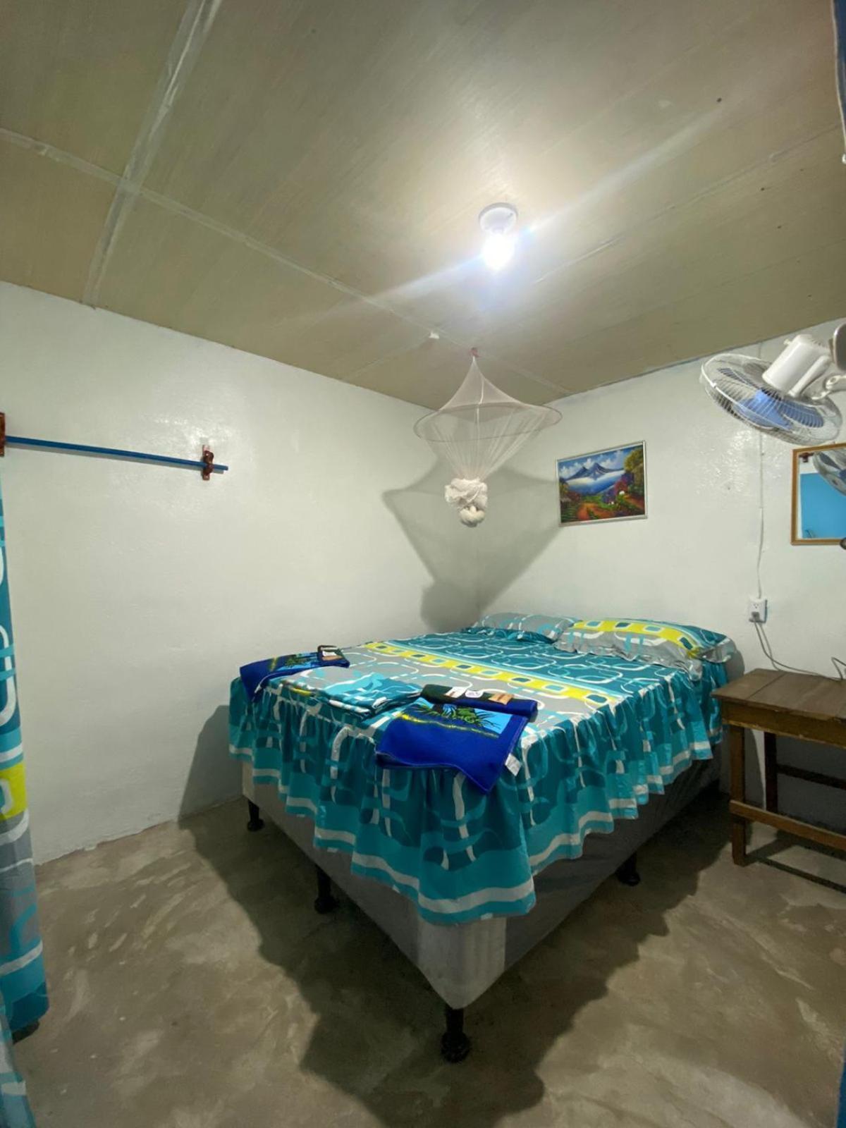 Bed & Breakfast Bedrooms Where Charlie El Paredon Buena Vista